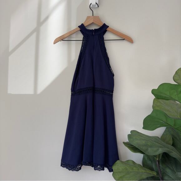 Lulus Lace Edge Cutout Waist Mini Dress Sleeveless High Neck Zip Up USA Made EUC - Picture 2 of 10